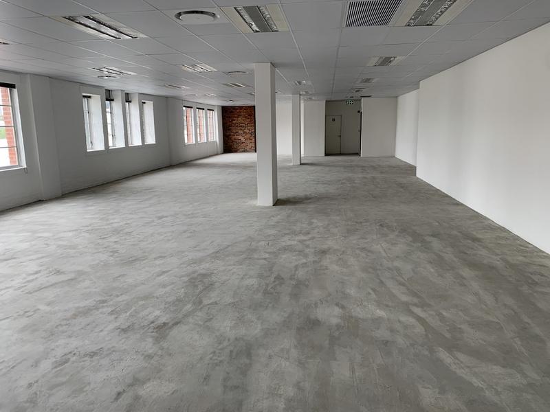 To Let commercial Property for Rent in Green Point Western Cape